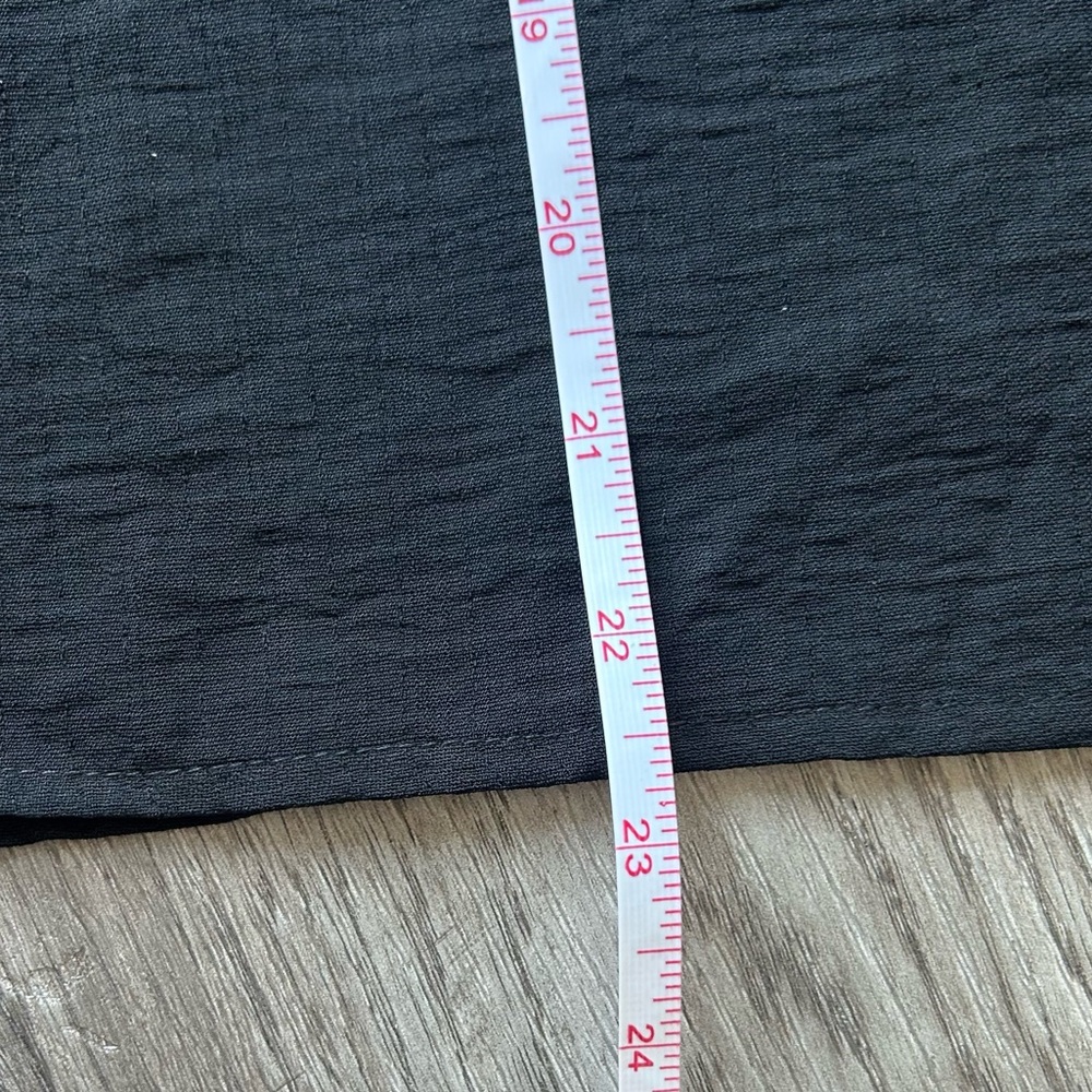 BNWT Black Women's Top size xl - Picture 2 of 8